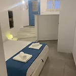 Bianco Blue Apartment *
